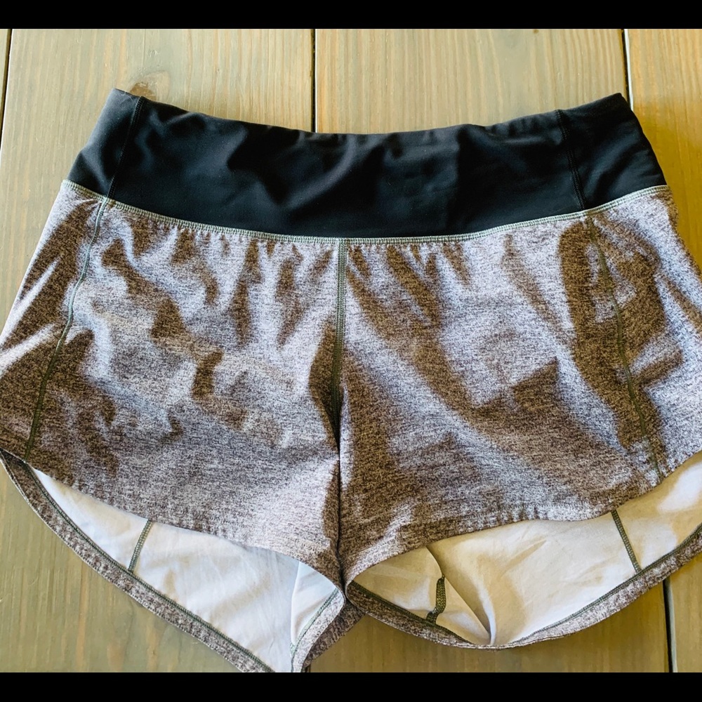 Grey Lululemon Speed up shorts 4”